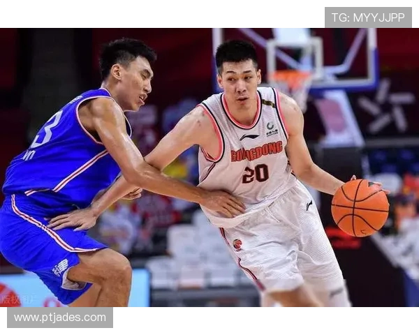 任骏飞领衔广东男篮奋战新赛季展现拼搏精神与团队协作的决心与信念