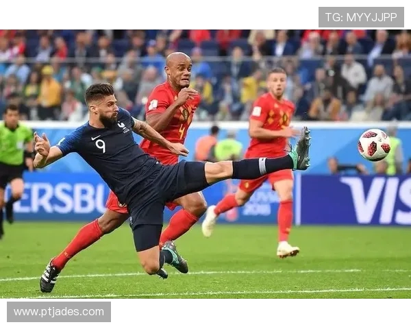 格拉纳达与皇家球队激战正酣谁能在这场对决中笑到最后