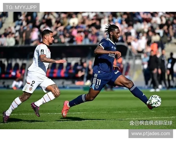 里昂与圣埃蒂安激战在即谁能在德比战中笑到最后