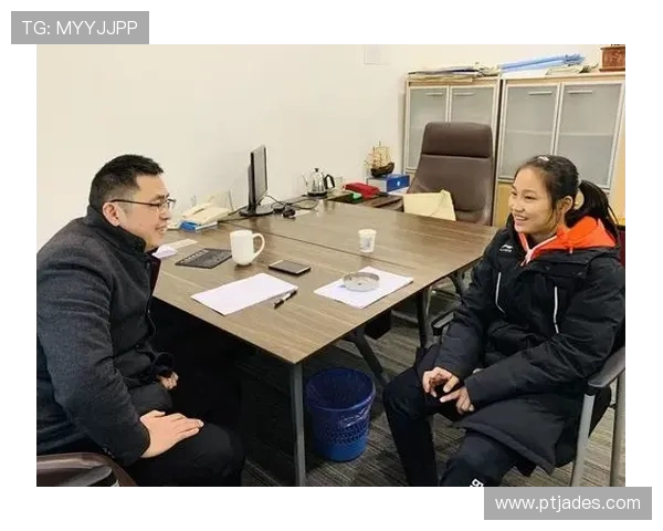 上海攀岩队意识对比研究:团队协作与个人心理的深度剖析 上海攀岩队意识对比研究:团队协作与个人心理的深度剖析