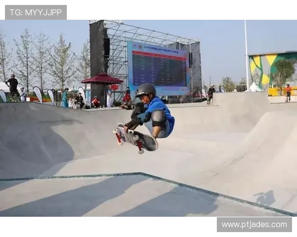 上海滑板队在极限运动联赛中以69分稳居积分榜首位 上海滑板队在极限运动联赛中以69分稳居积分榜首位